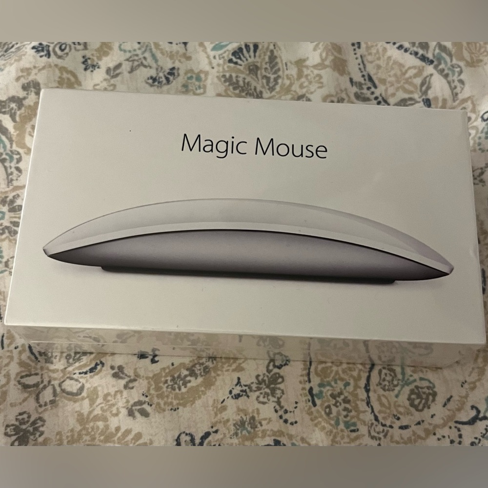 Magic Mouse 2 for MacBook